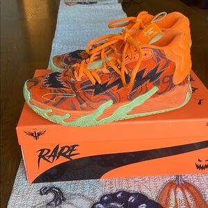 PUMA x LaMelo Ball MB.03 Halloween Basketball Shoes youth Size 4.5